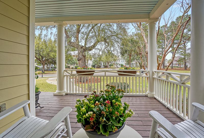 3048 Treadwell St, Mount Pleasant, SC 29466