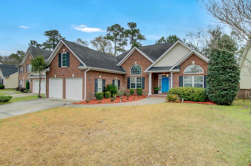 115 Melanie Ln, Summerville, SC 29485