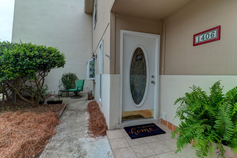 1406 Ventura Pl, Mount Pleasant, SC 29464