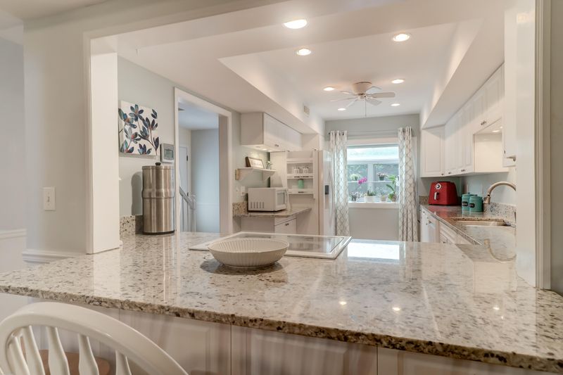 1406 Ventura Pl, Mount Pleasant, SC 29464