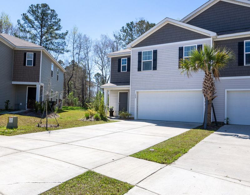133 Bright Meadow Rd, Summerville, SC 29483