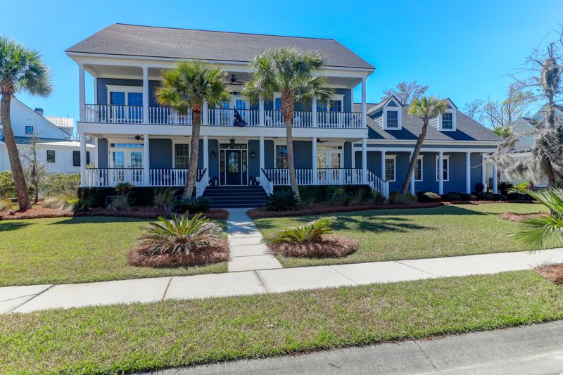 3051 Yachtsman Dr, Mount Pleasant, SC 29466