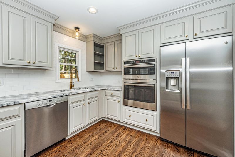 750 Fort Johnson Rd, Charleston, SC 29412
