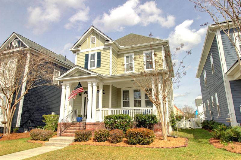 330 Foxglove Ave, Summerville, SC 29483