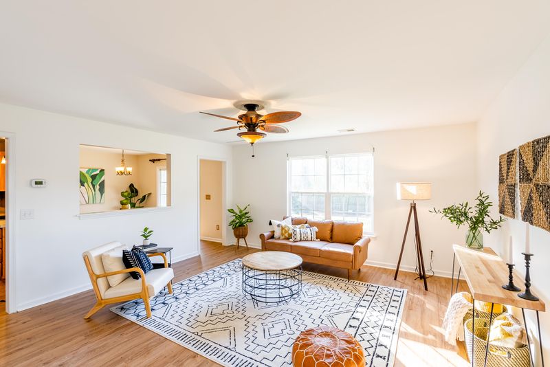 3521 Galaxy Rd, Ladson, SC 29456