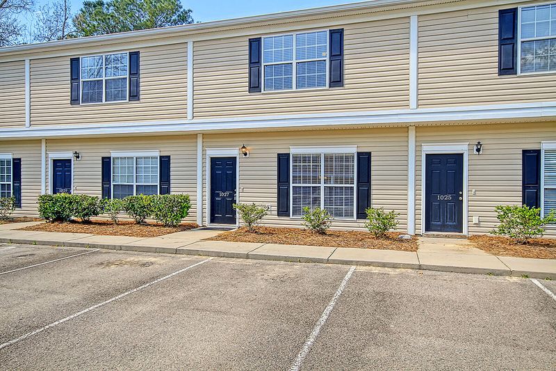 1027 Lexi Ct, Ladson, SC 29456