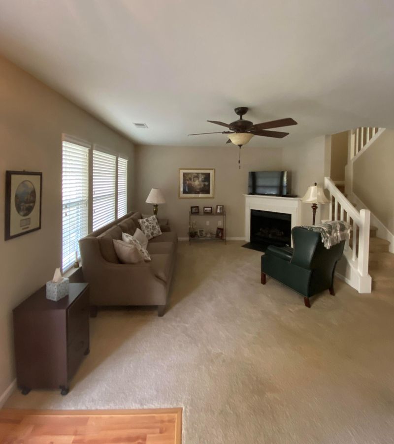 1102 Pine Bluff Dr, Summerville, SC 29483