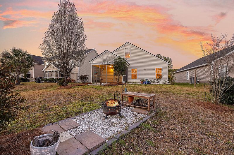 118 Larkspur Dr, Goose Creek, SC 29445