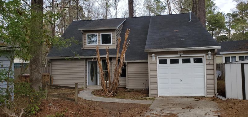 4 Princess Ct, Summerville, SC 29485