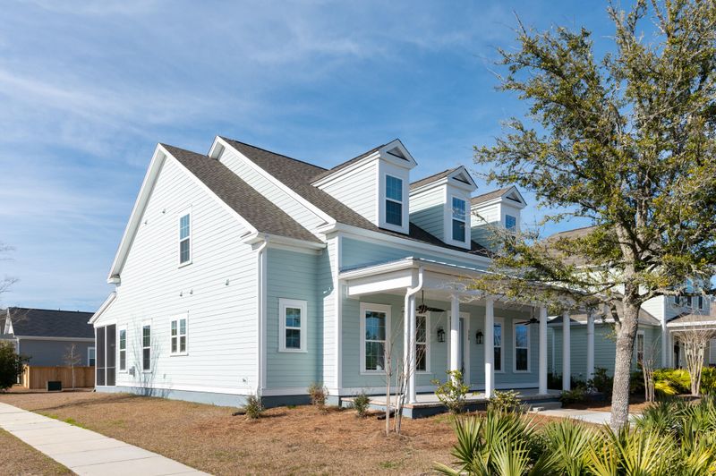 356 Summers Dr, Summerville, SC 29485