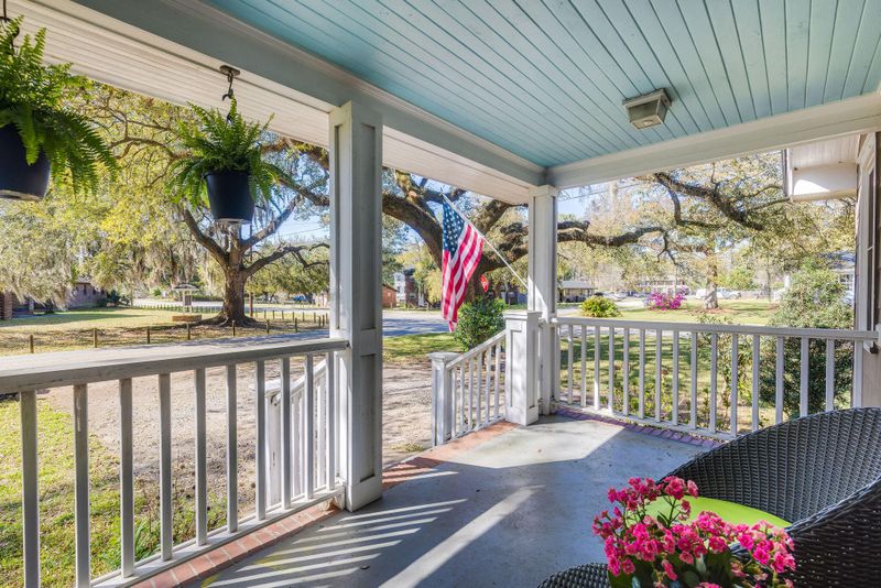 4404 S Rhett Ave, North Charleston, SC 29405