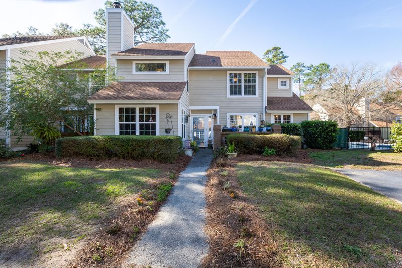 1038 Planters Pl, Mount Pleasant, SC 29464