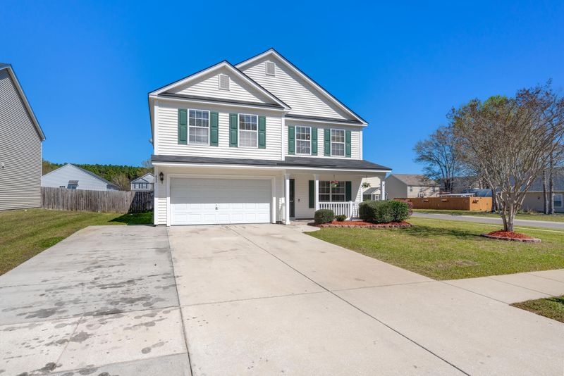 622 Resinwood Rd, Moncks Corner, SC 29461