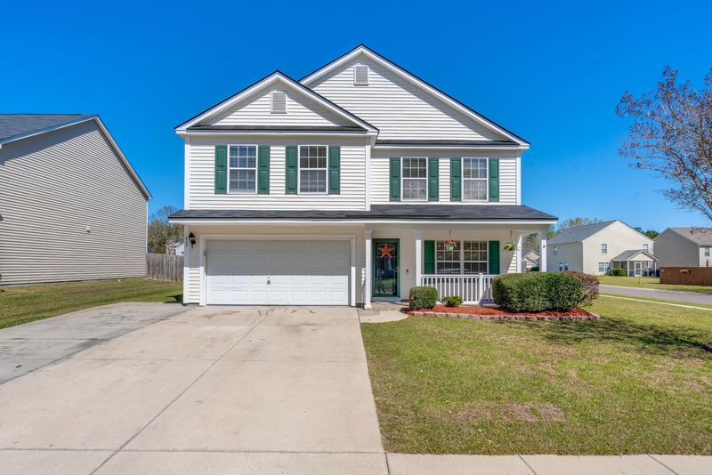 622 Resinwood Rd, Moncks Corner, SC 29461
