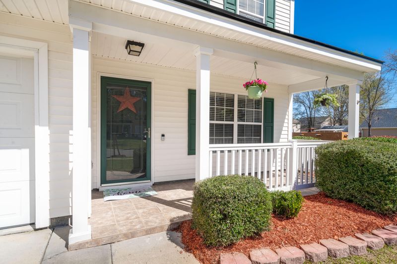 622 Resinwood Rd, Moncks Corner, SC 29461