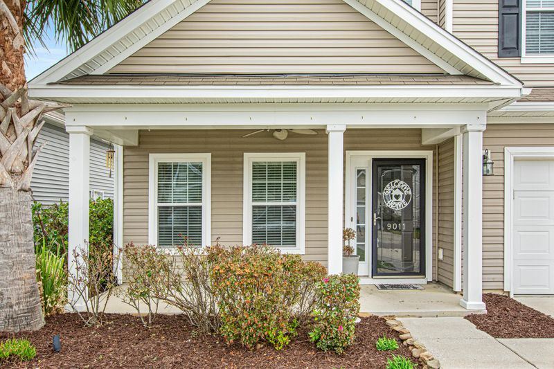 9011 Hema Ln, Summerville, SC 29483