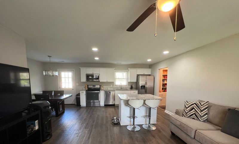 112 Greenhurst Ave, Summerville, SC 29485