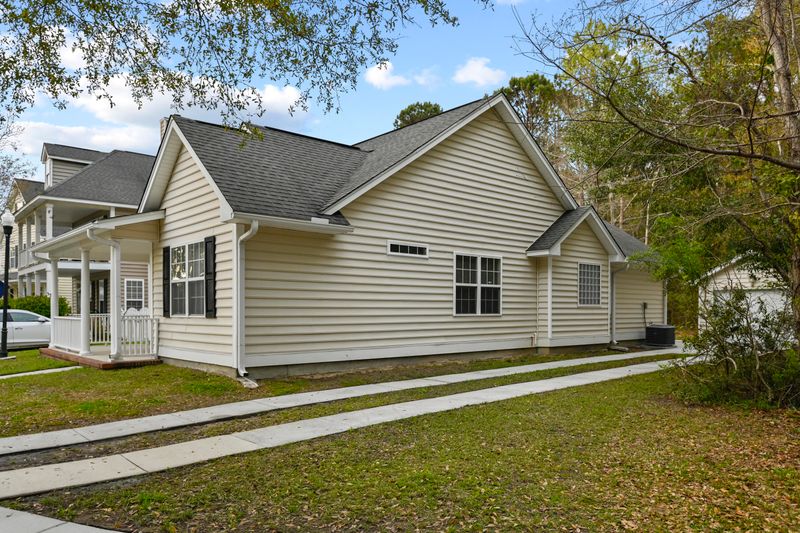 1301 Laurel Park Trl, Mount Pleasant, SC 29466