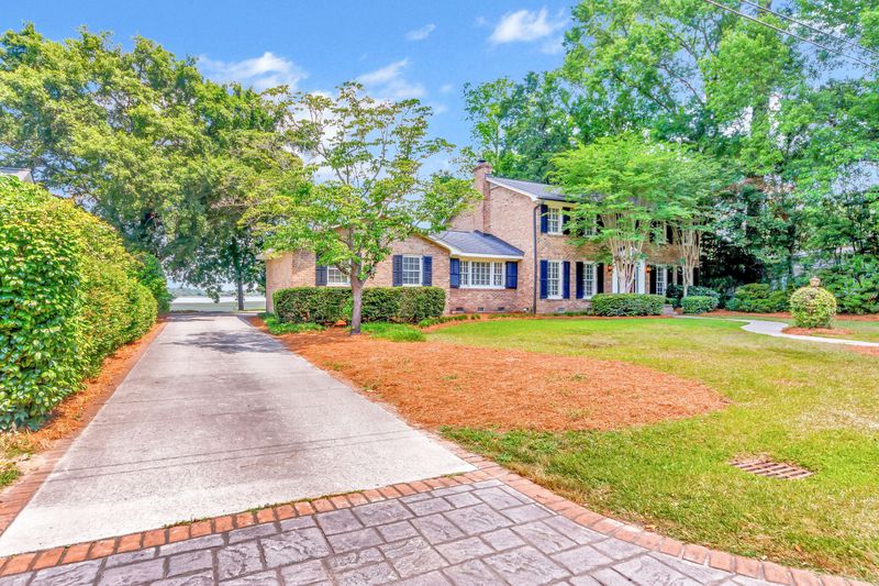 1414 Parkshore Dr, Charleston, SC 29407