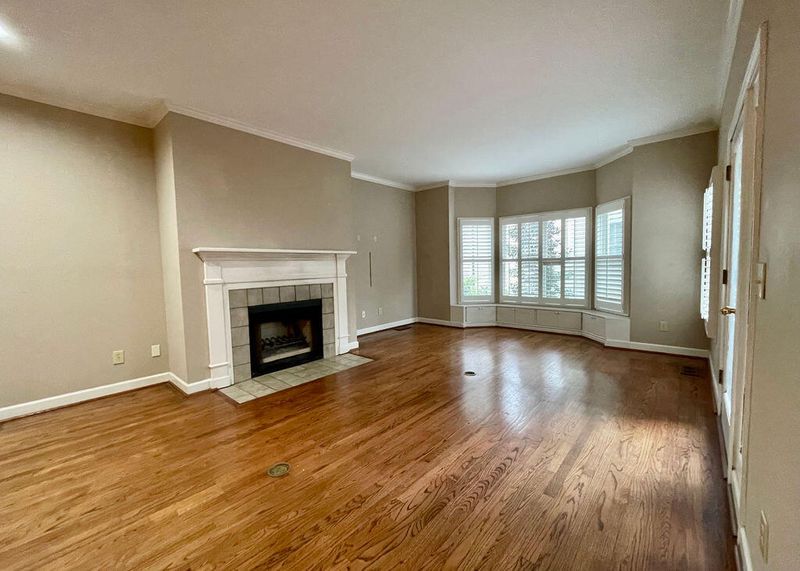 6 Harleston Pl, Charleston, SC 29401