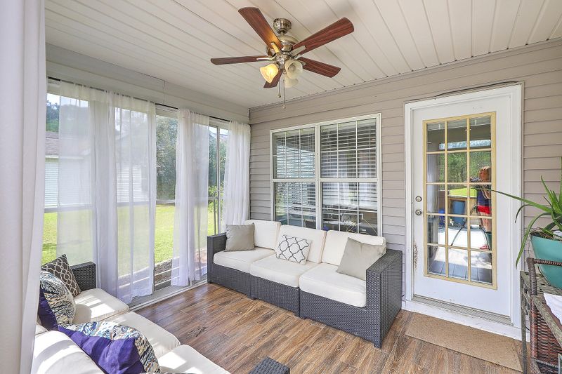 2712 Palmetto Hall Blvd, Mount Pleasant, SC 29466