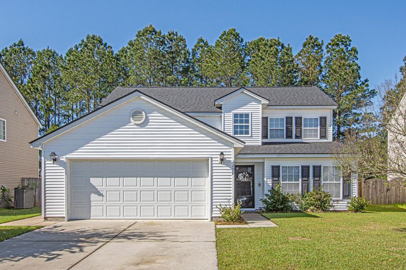 329 Deep River Rd, Summerville, SC 29486