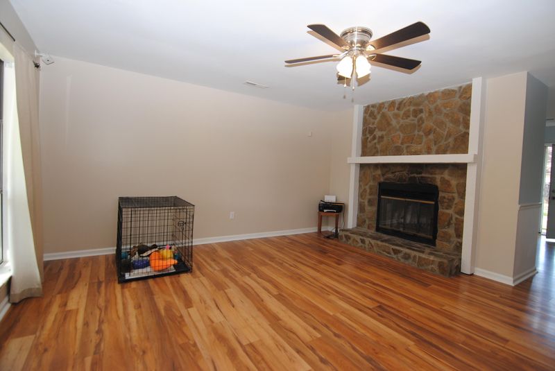 104 Carriage Ln, Summerville, SC 29483