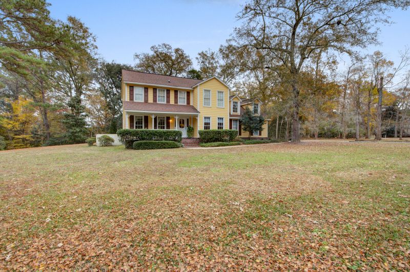 142 Pelzer Dr, Summerville, SC 29485