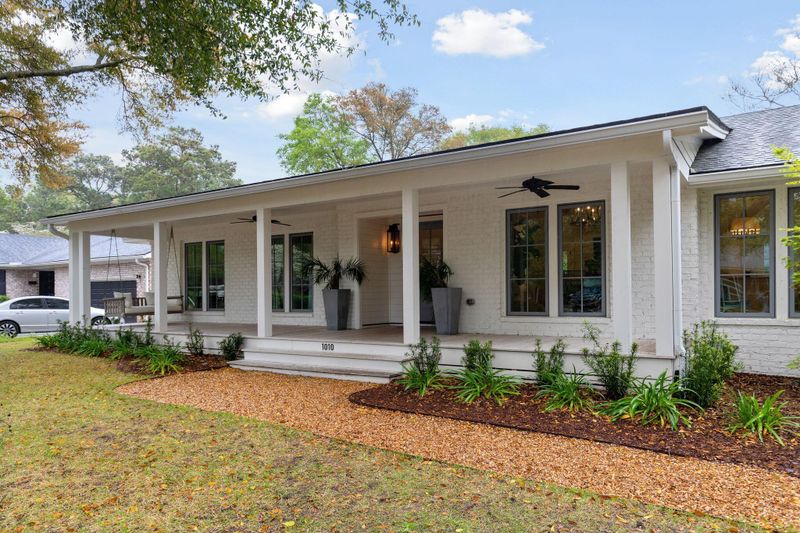 1010 Chambers Ln, Mount Pleasant, SC 29464