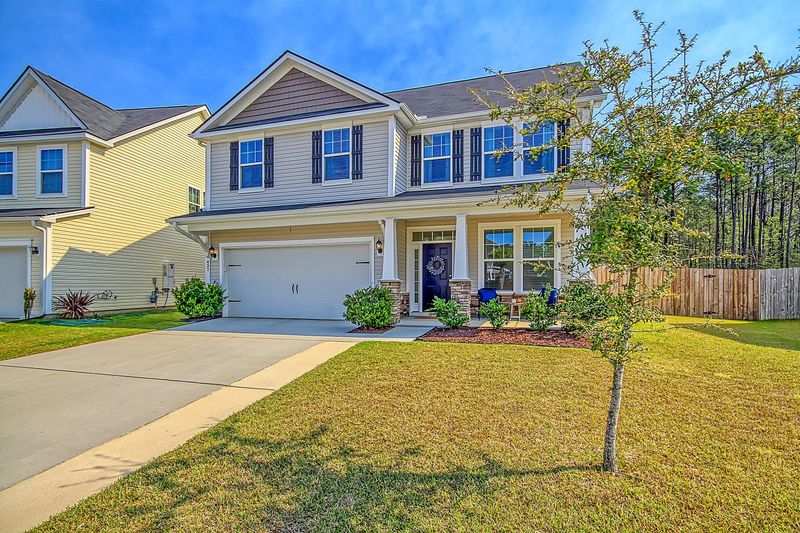 437 Stonefield Cir, Moncks Corner, SC 29461