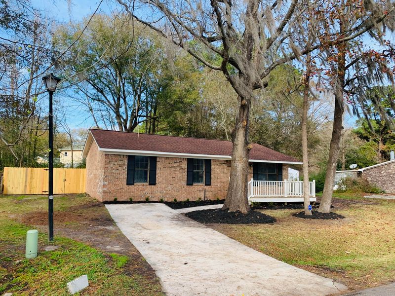 1112 Margaret Dr, Ladson, SC 29456