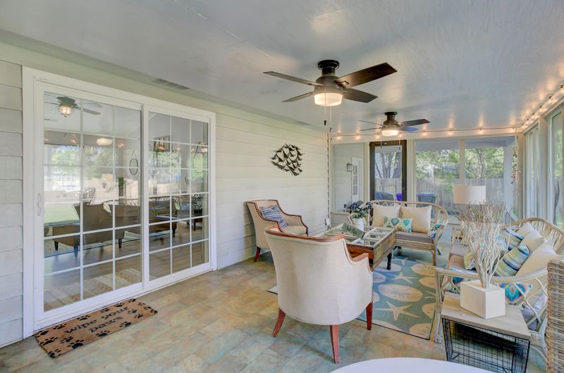 18 Paddlecreek Ave, Charleston, SC 29412