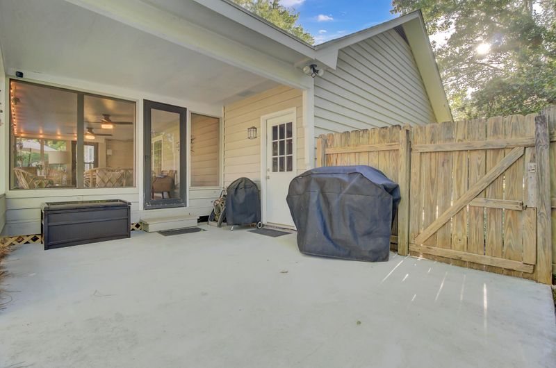 18 Paddlecreek Ave, Charleston, SC 29412