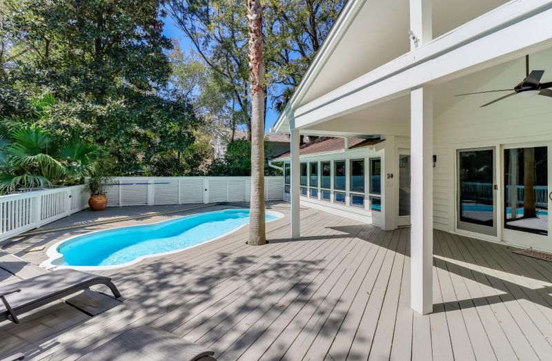 29 Edgewater Al, Isle Of Palms, SC 29451