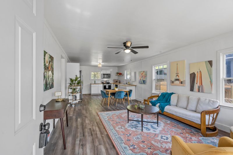 2656 Hull St, North Charleston, SC 29405