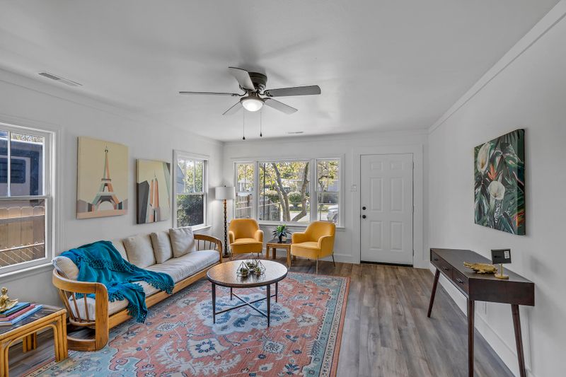2656 Hull St, North Charleston, SC 29405