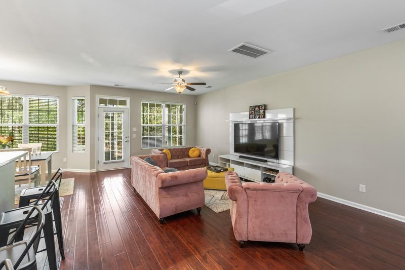 8946 Cat Tail Pond Rd, Summerville, SC 29485