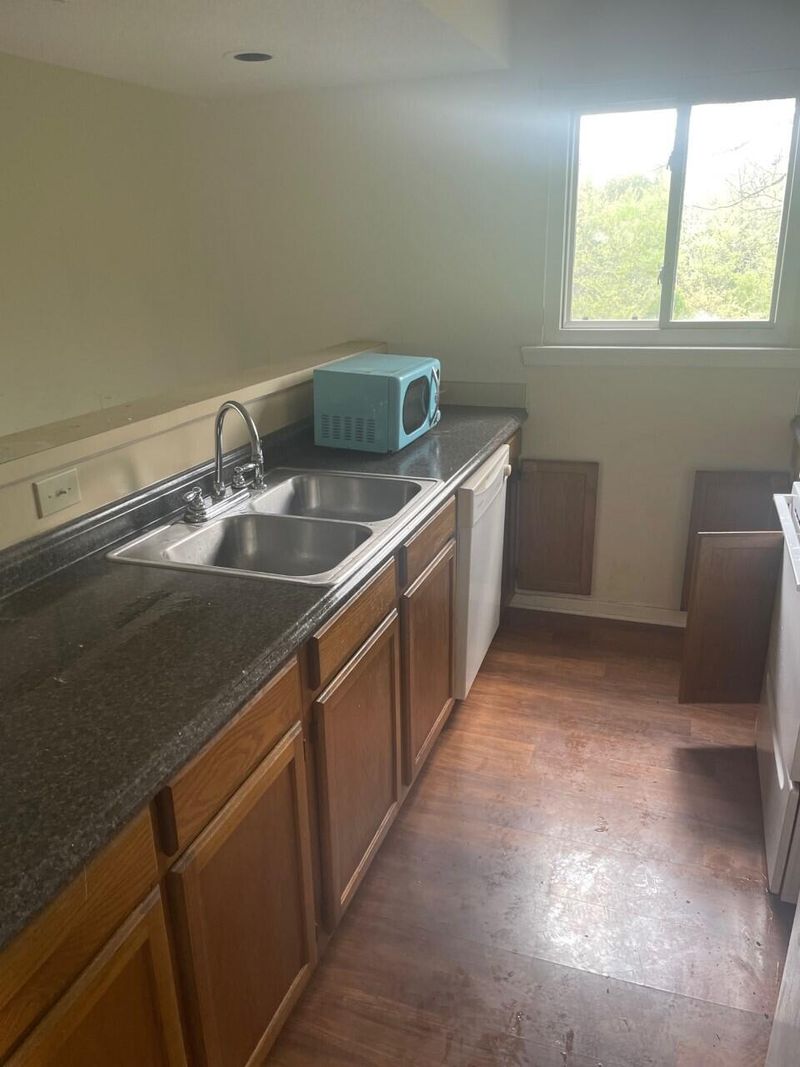 1408 Tailrace Dr, Moncks Corner, SC 29461