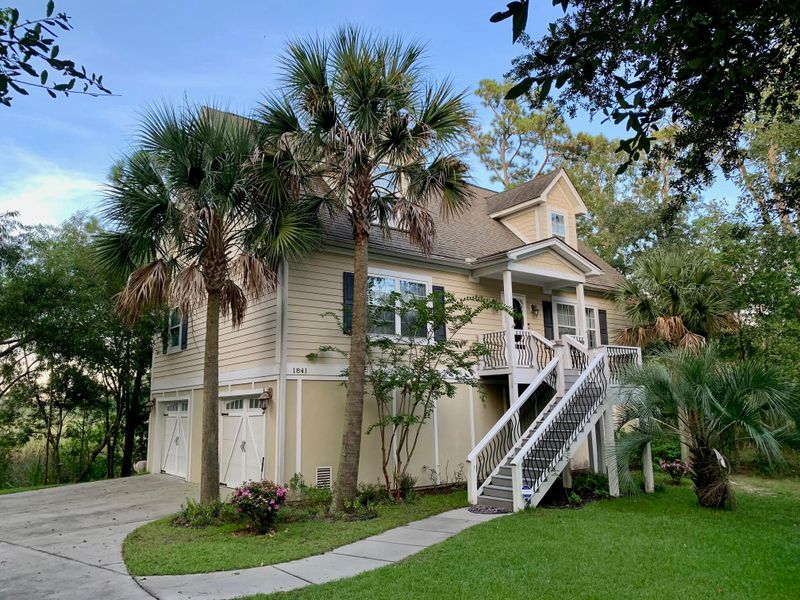 1841 Ashley Hall Rd, Charleston, SC 29407