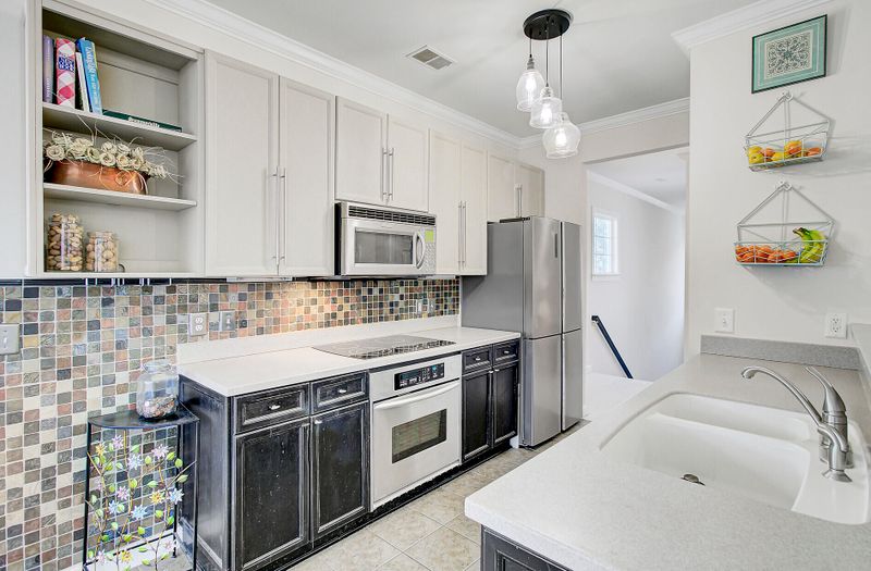 188 Golf View Ln, Summerville, SC 29485