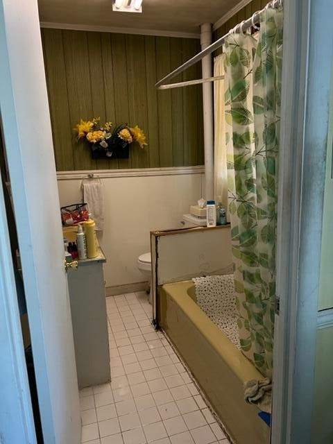 503 E Ashley St, Folly Beach, SC 29439
