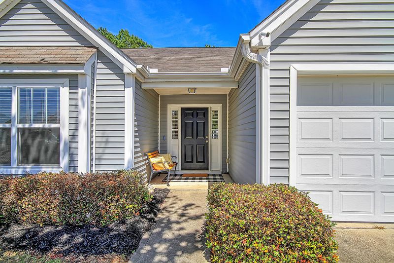 1326 Palm Cove Dr, Charleston, SC 29492