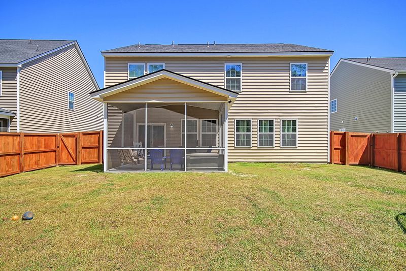 235 Firewheel Ct, Summerville, SC 29486