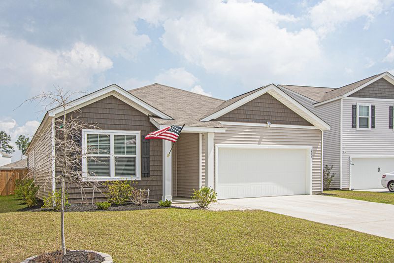 206 Rubles Ln, Moncks Corner, SC 29461