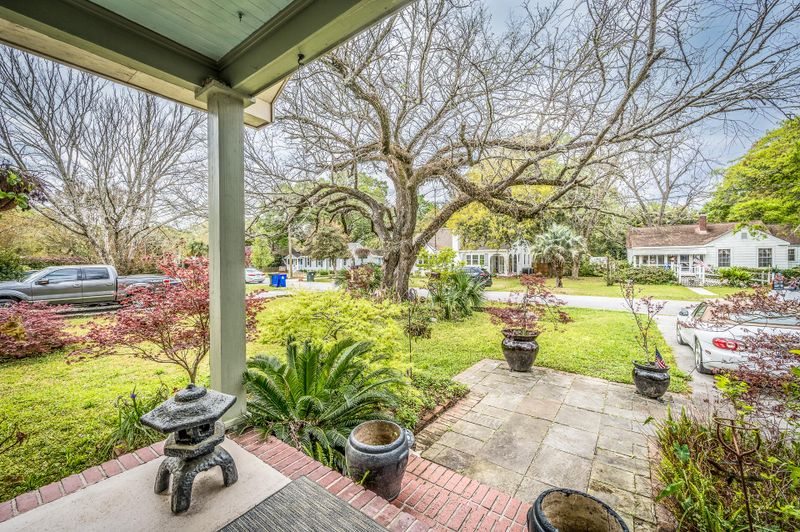 18 Lindendale Ave, Charleston, SC 29407
