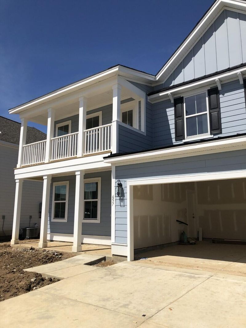 657 Black Pine Rd, Moncks Corner, SC 29461