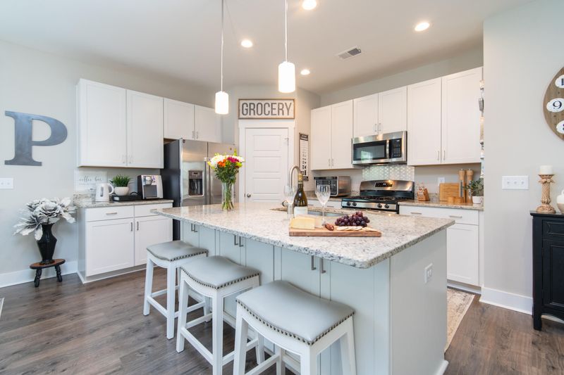 204 Ilderton St, Summerville, SC 29483