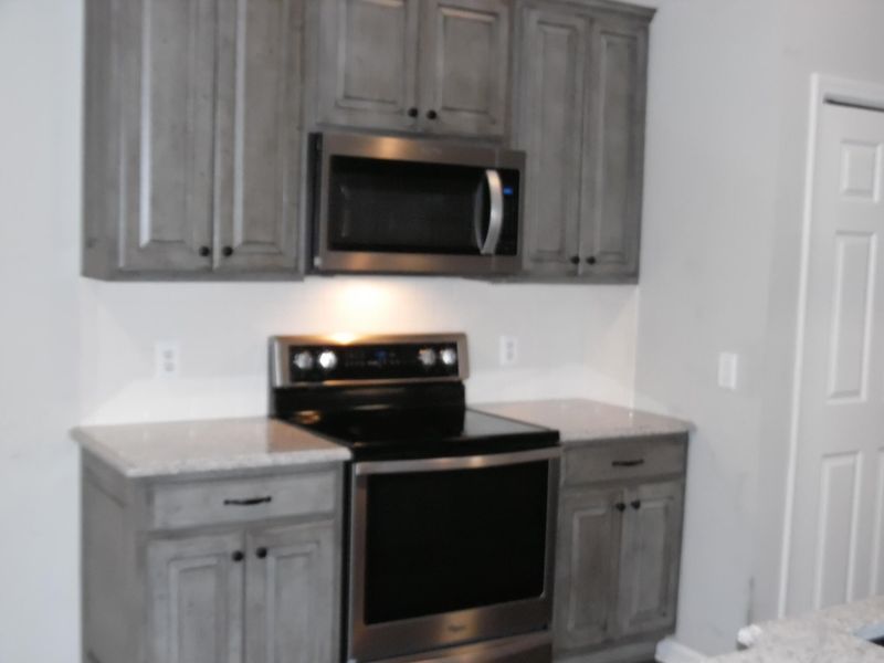 206 Old Carolina Dr, Goose Creek, SC 29445