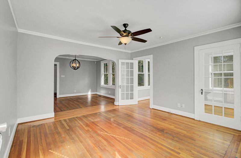 256 W Poplar St, Charleston, SC 29403