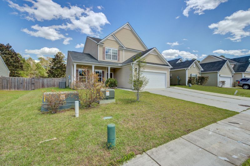 521 Brick Barn Ln, Goose Creek, SC 29445